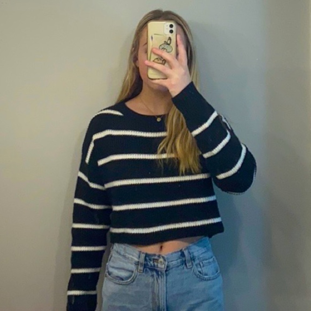 stripped cropped b&w sweater